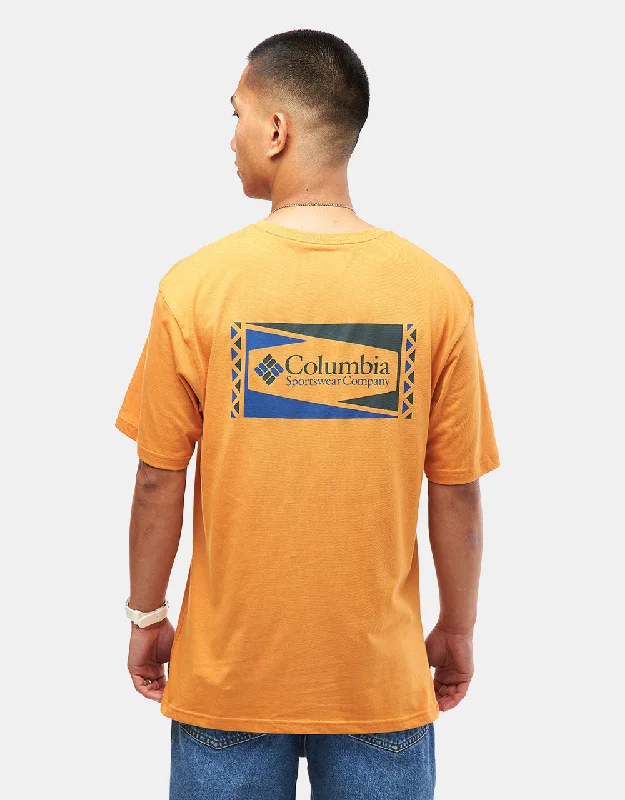 Columbia North Cascades™ T-Shirt - Sunstone/Hex Flag