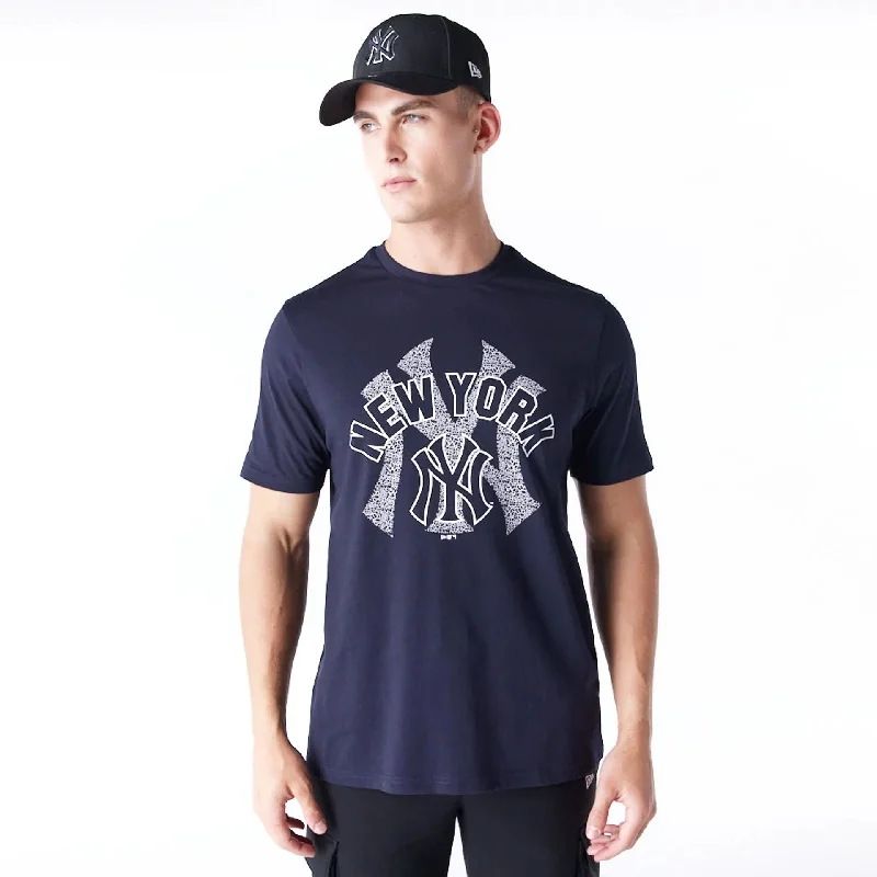 New York Yankees MLB Team Logo Graphic Navy T-Shirt